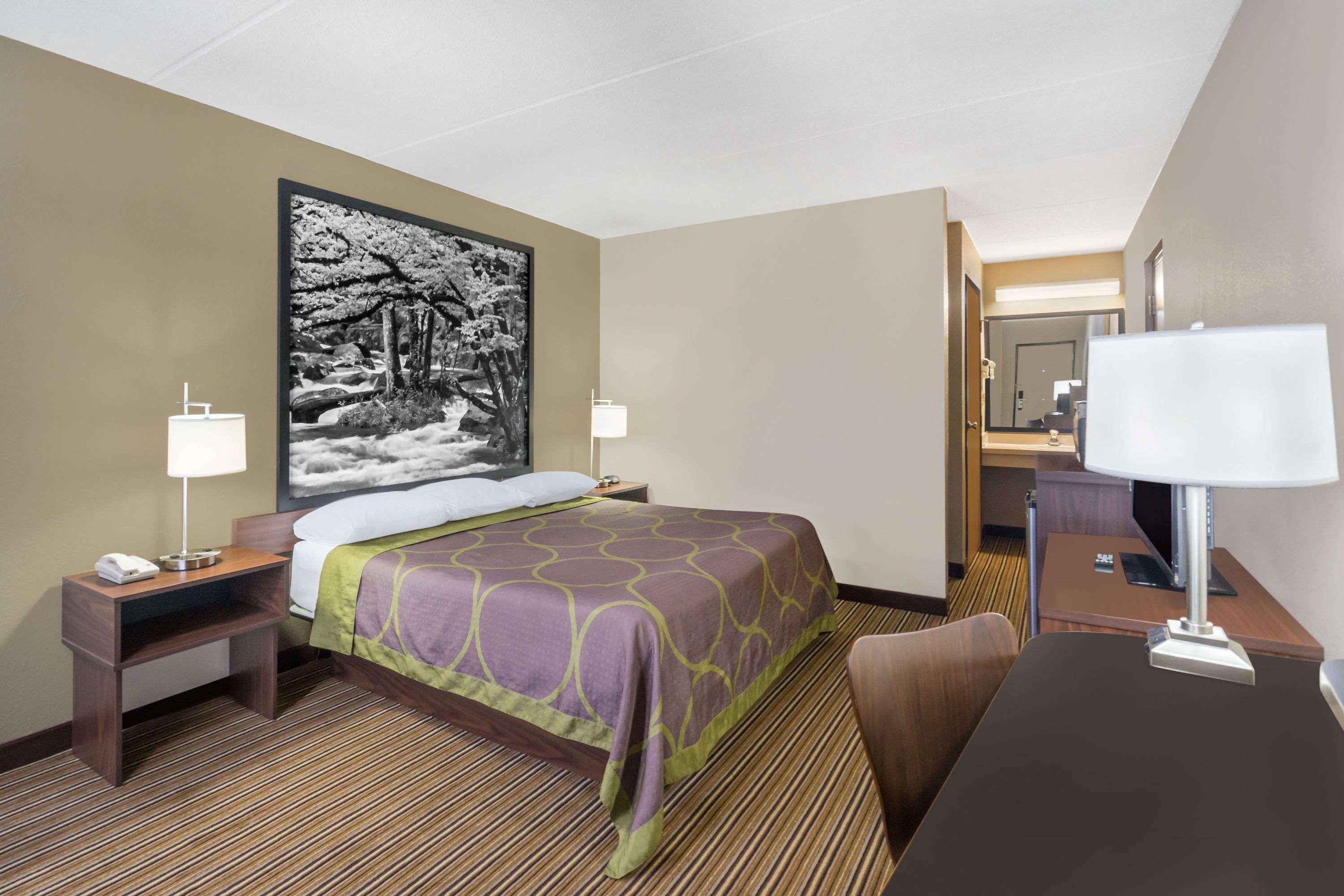 Super 8 By Wyndham Knoxville North/Powell Exterior foto